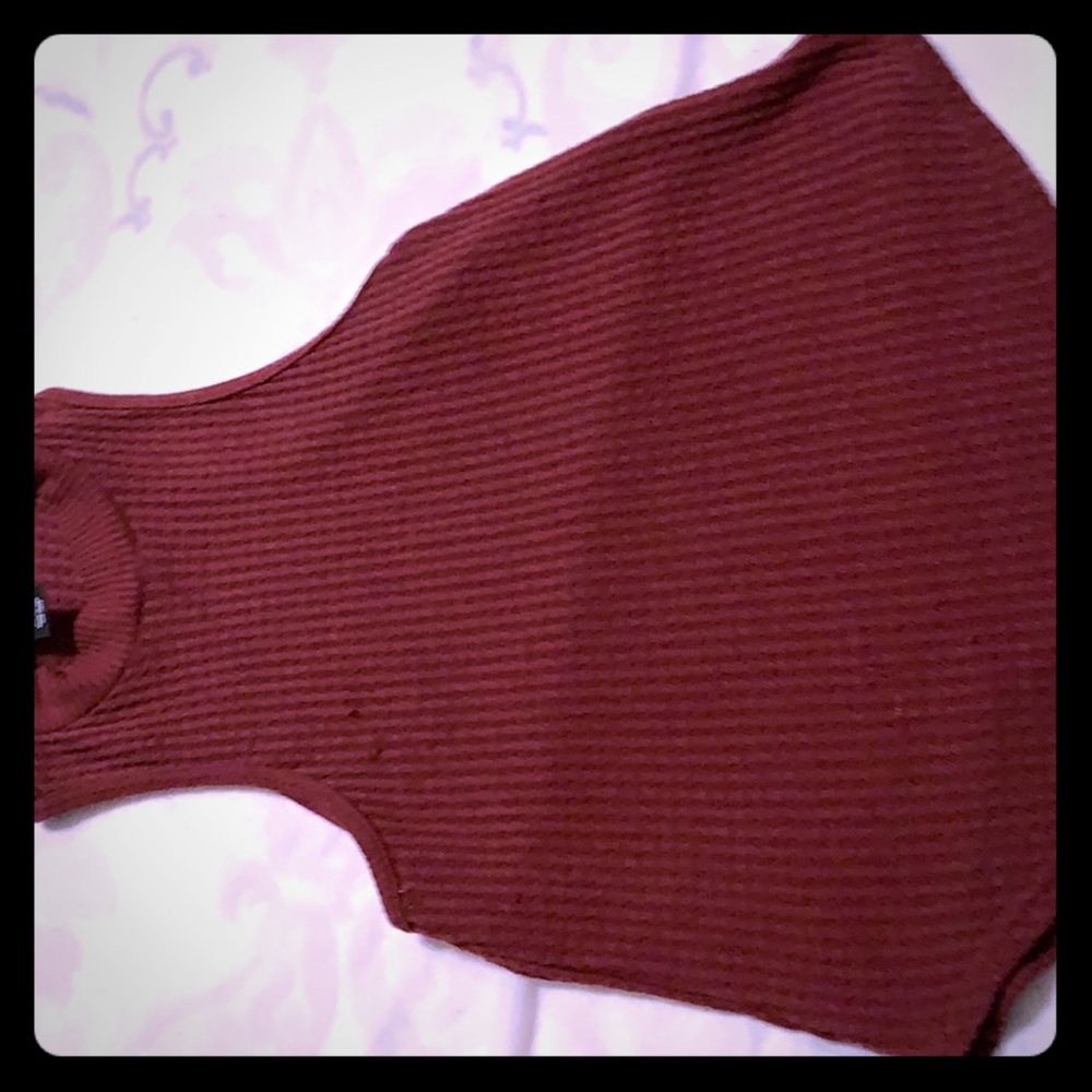 Burgundy waffle top